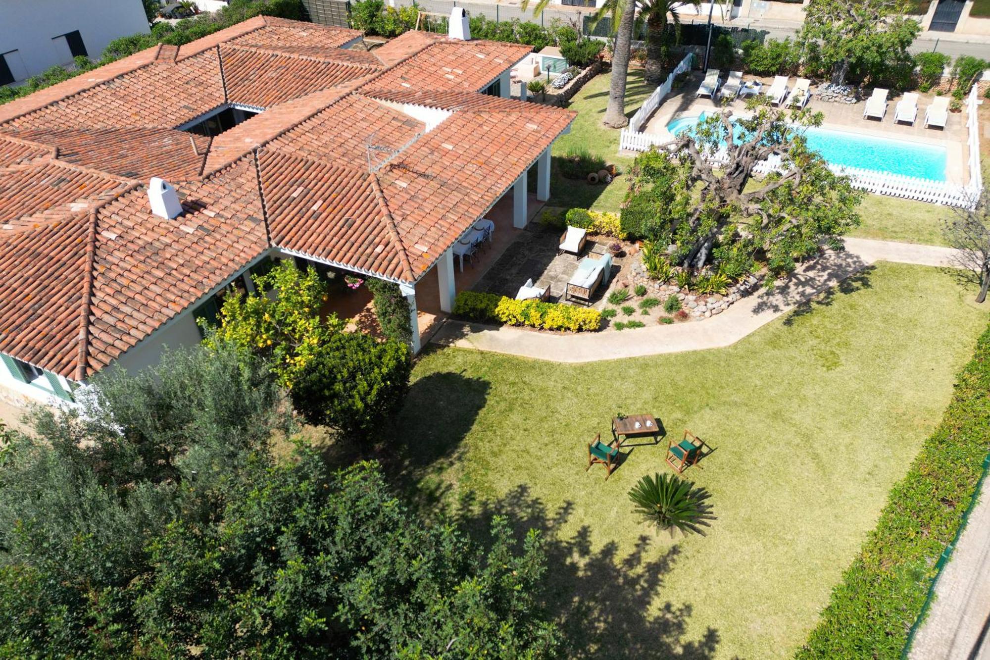 Ideal House For Two Families With Pool And Barbecue Palmanyola Luaran gambar