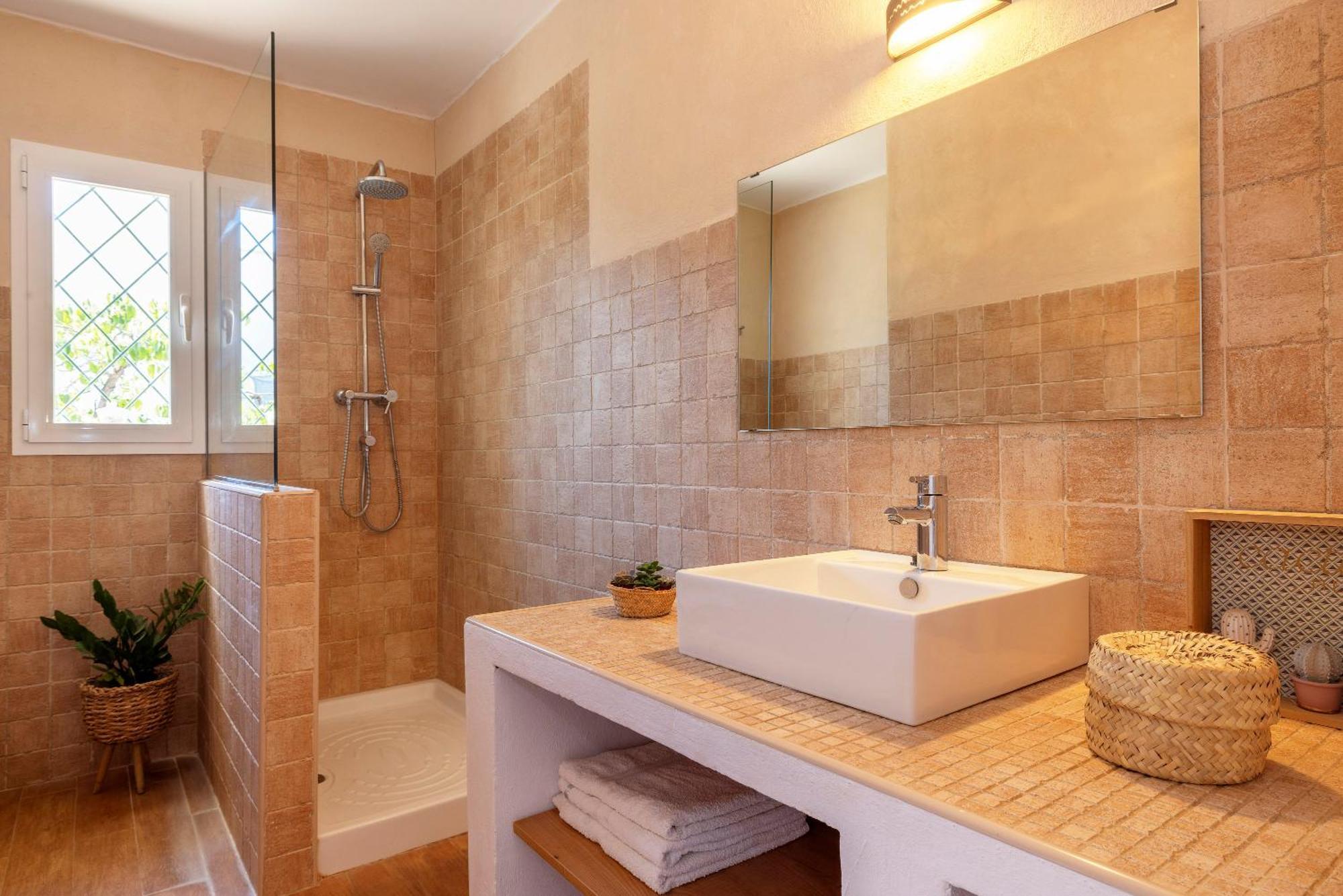 Ideal House For Two Families With Pool And Barbecue Palmanyola Luaran gambar